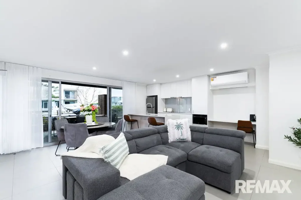 Alkimos 3Zimmer Luxury Beachside Living – Ground Floor Elegance Just Moments from Shorehaven Beach