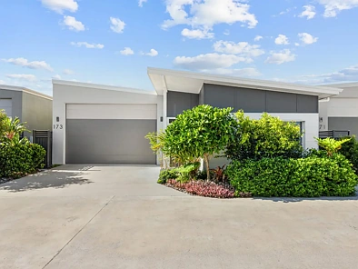 Nikenbah 2房  Lifestyle living with RV garage 'DAVIDSON' DESIGN