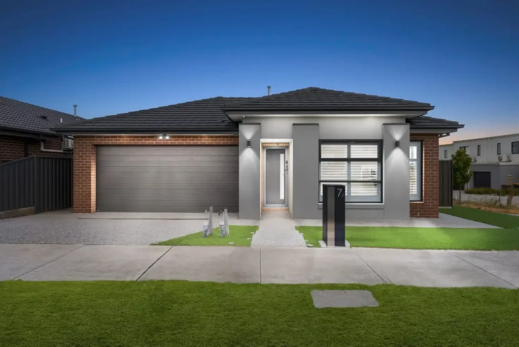 Stylish Family Living in a Growing Community !