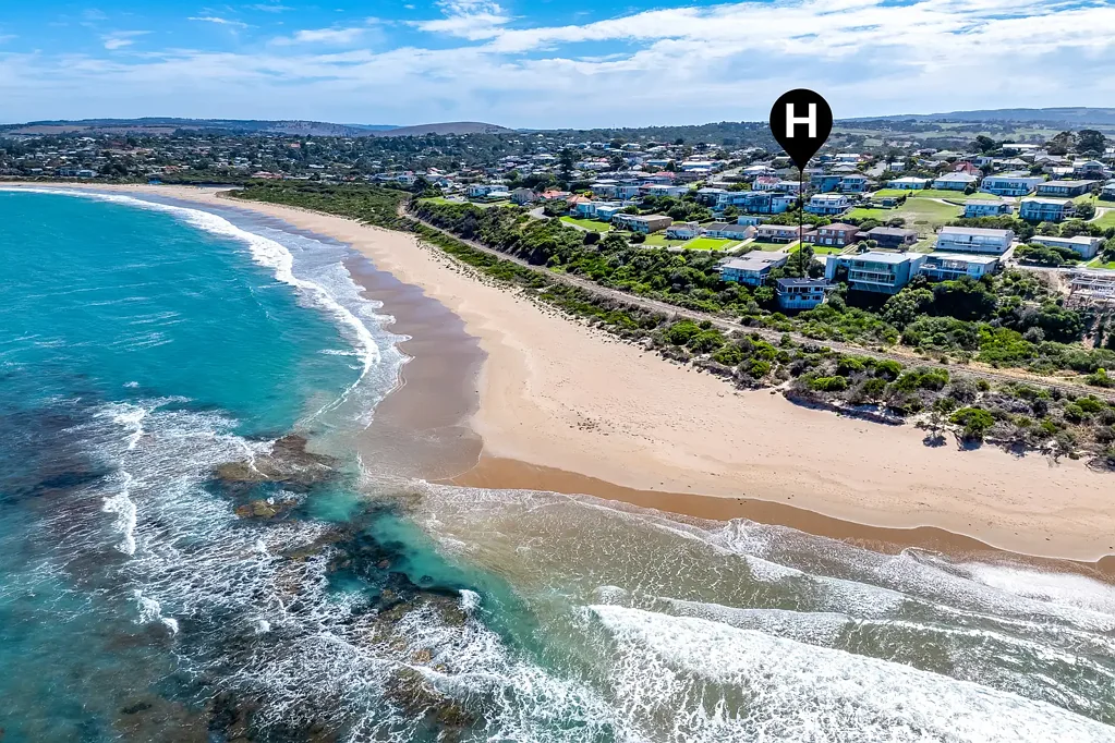 Mccracken 6Kwarto A Rare Coastal Legacy – Absolute Beachfront Offering