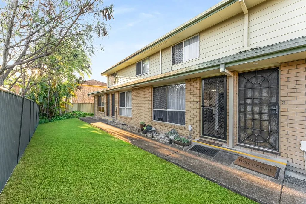 4/10 Manila Street, Beenleigh, QLD 4207