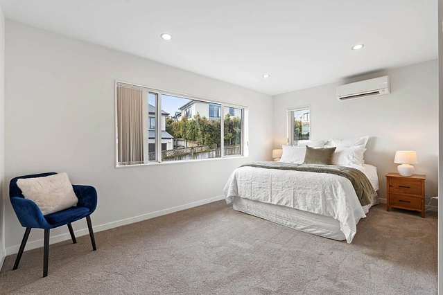 51 Sohlue Place, Oteha, North Shore City