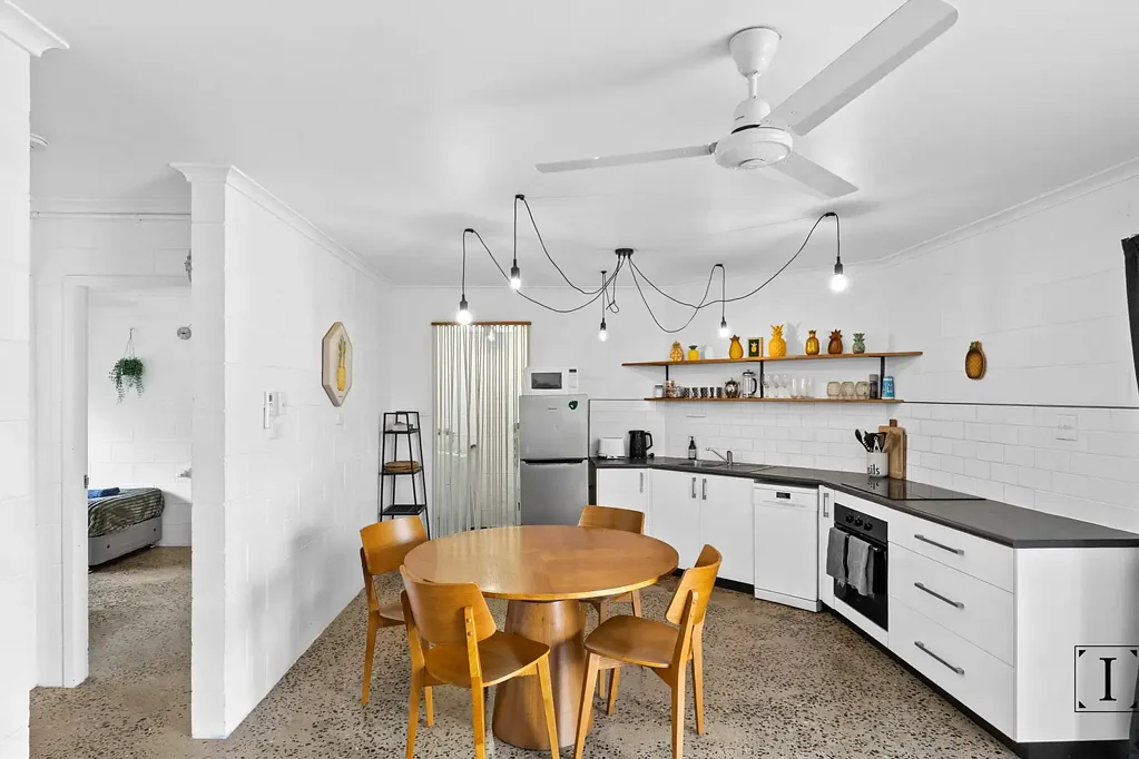 Cairns City 2Phòng ngủ Immediate Income, Prime Cairns City Position