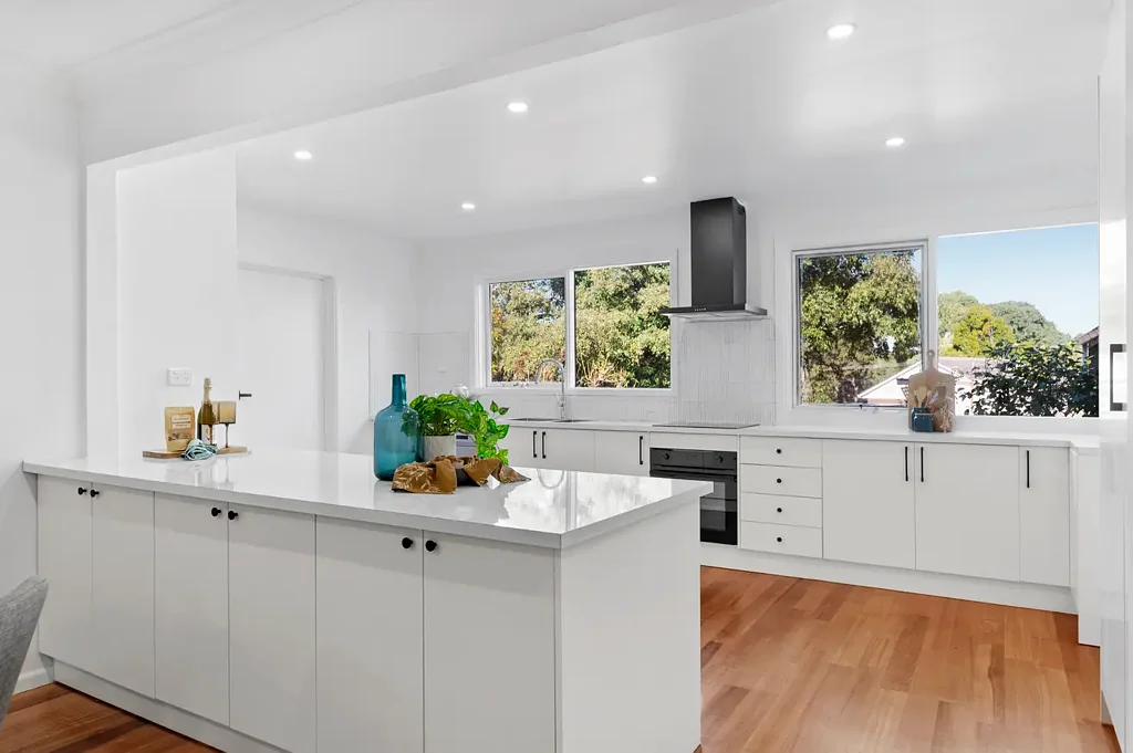 Bayswater 3Zimmer Stylishly updated single-level prize