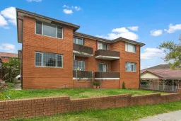 UNIT 6 28 FLORA ST, Roselands