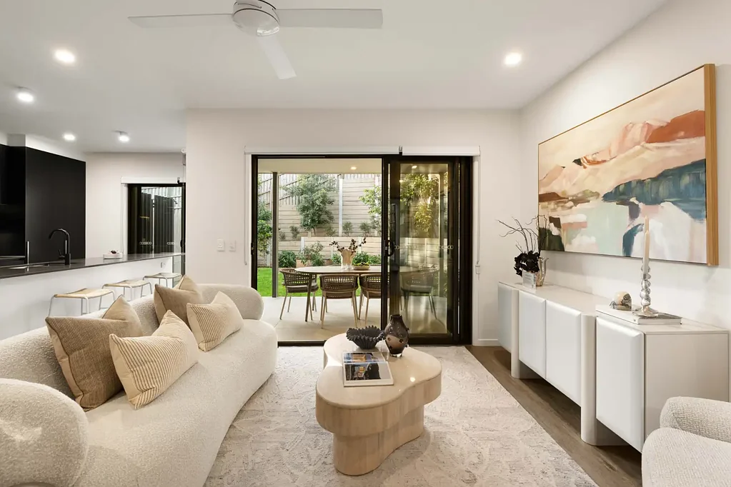 Mcdowall 4Zimmer Contemporary Family Living McDowall's Prestigious Botanica Place