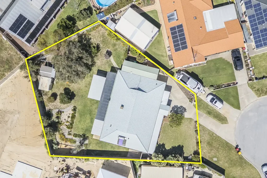 Yanchep 3Kwarto BIG BLOCK LIVING WITH ENDLESS POTENTIAL!