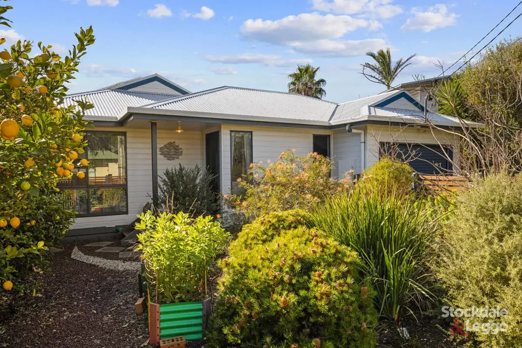 4 Manly Avenue, Cape Woolamai, VIC 3925