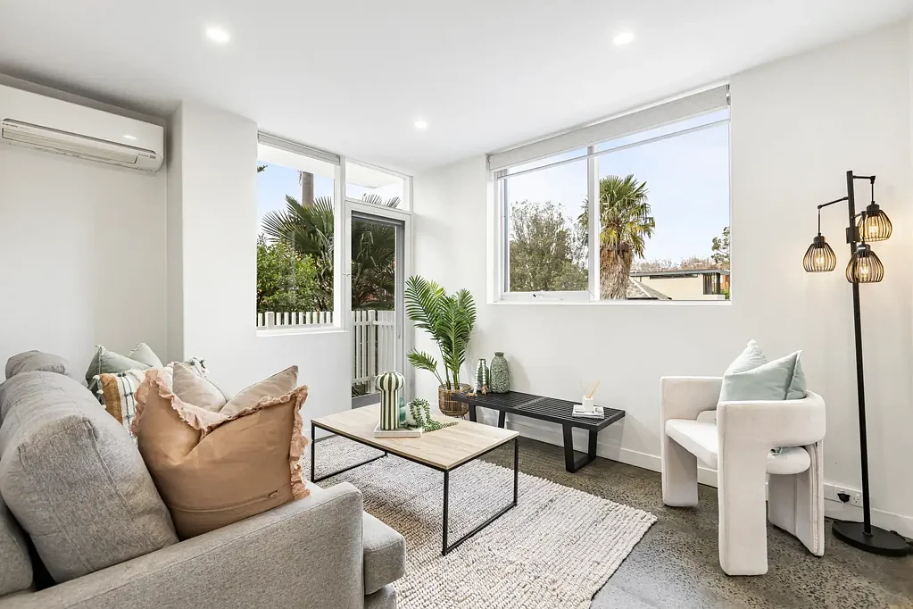 10/14 Deakin Street, St Kilda West, VIC 3182