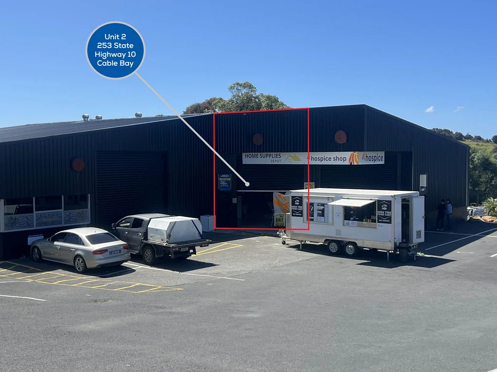 Cable Bay FUNCTIONAL PREMISES ON SH10