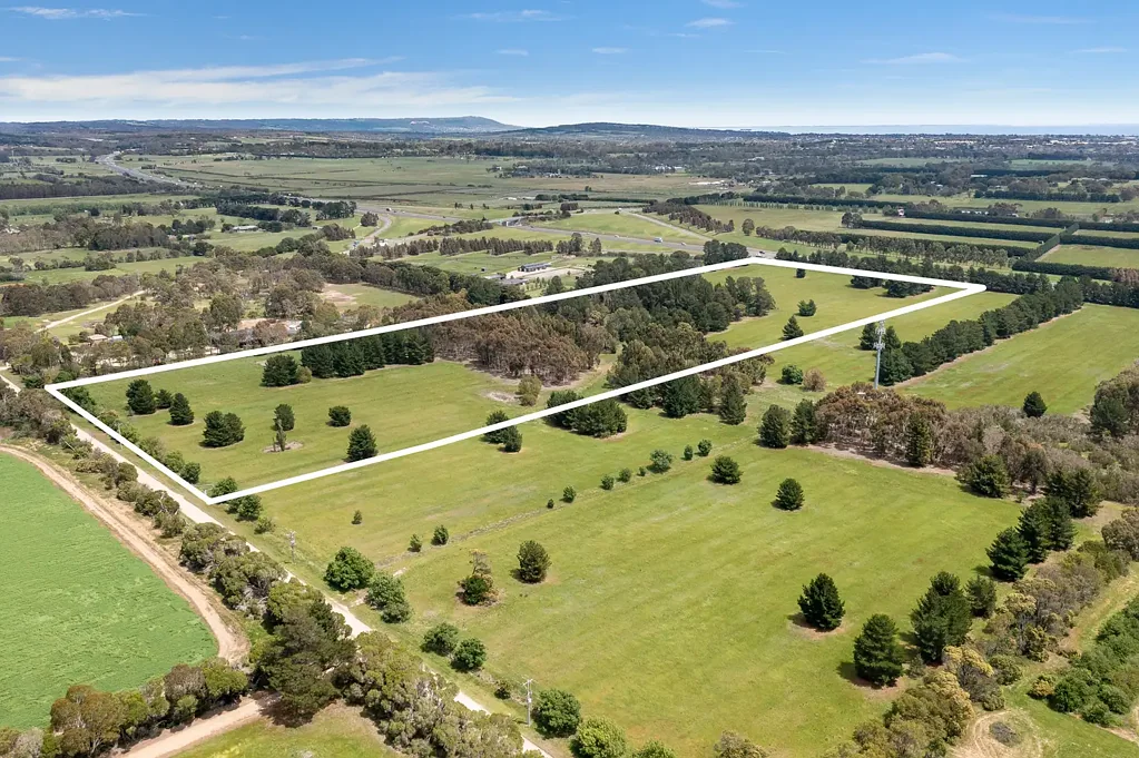 Moorooduc Prestigious 31.6-Acre Rural Estate Offering Unmatched Privacy and Lifestyle Potential