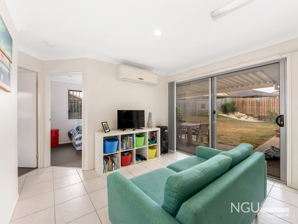 4 JULIA ST, BRASSALL QLD 4305, 0房, 0浴, House