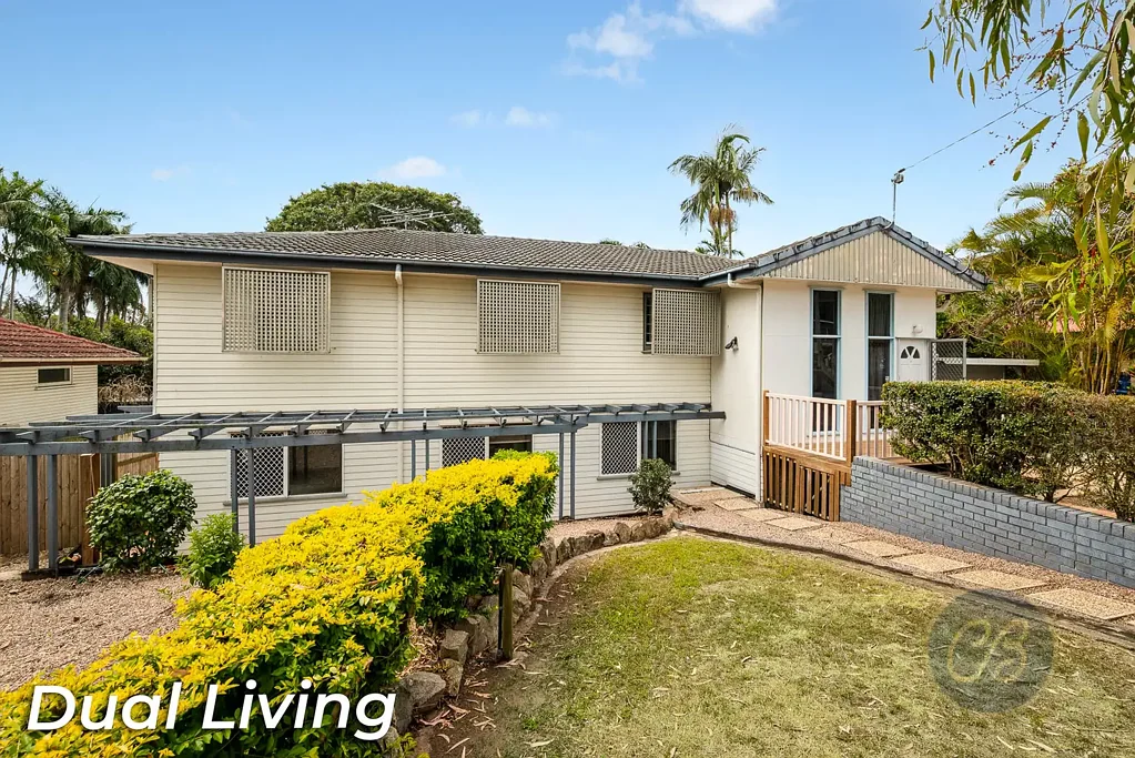 Chermside West 5Habitaciones A Renovator's Dream on a Generous 602sqm Block & Dual Living
