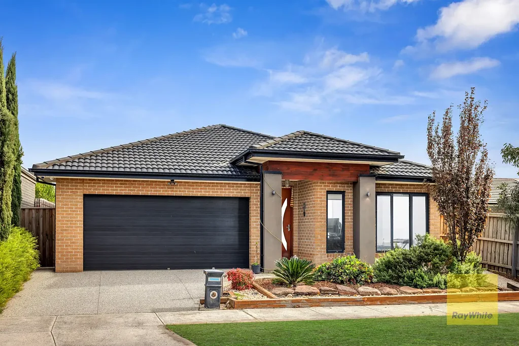 Werribee 4ਬੈੱਡਰੂਮ Live the Life You Love in Werribee's Harpley Estate