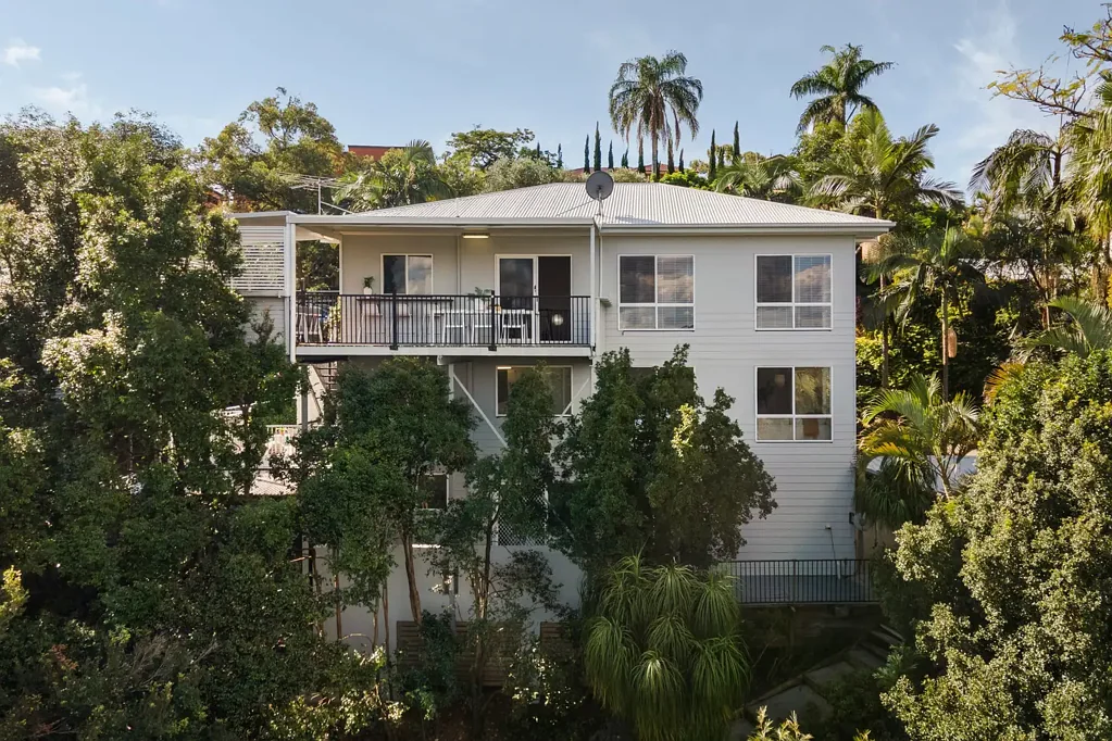 Carina Heights 5બેડરૂમ Serene Hillside Sanctuary with Panoramic Views