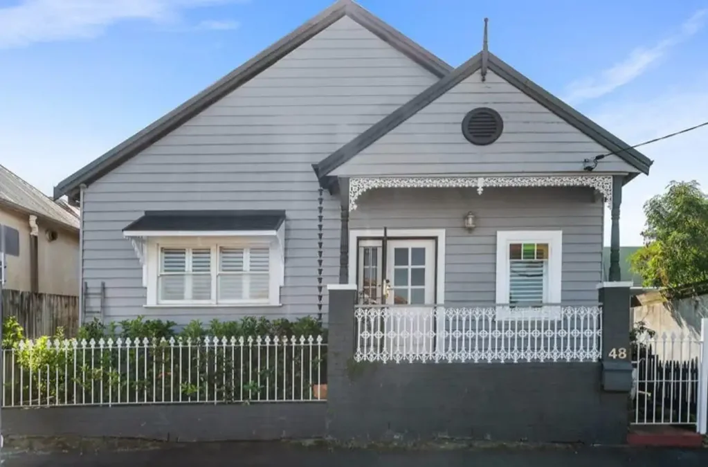 Superb freestanding cottage in a premier location