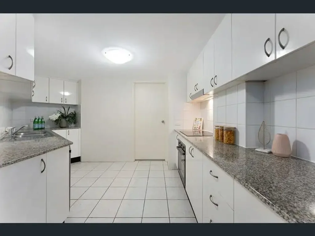 2 Bedroom Apartment for Rent in an Excellent Location