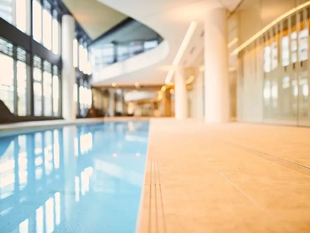 1 bedroom apartment with views that will take your breath away!