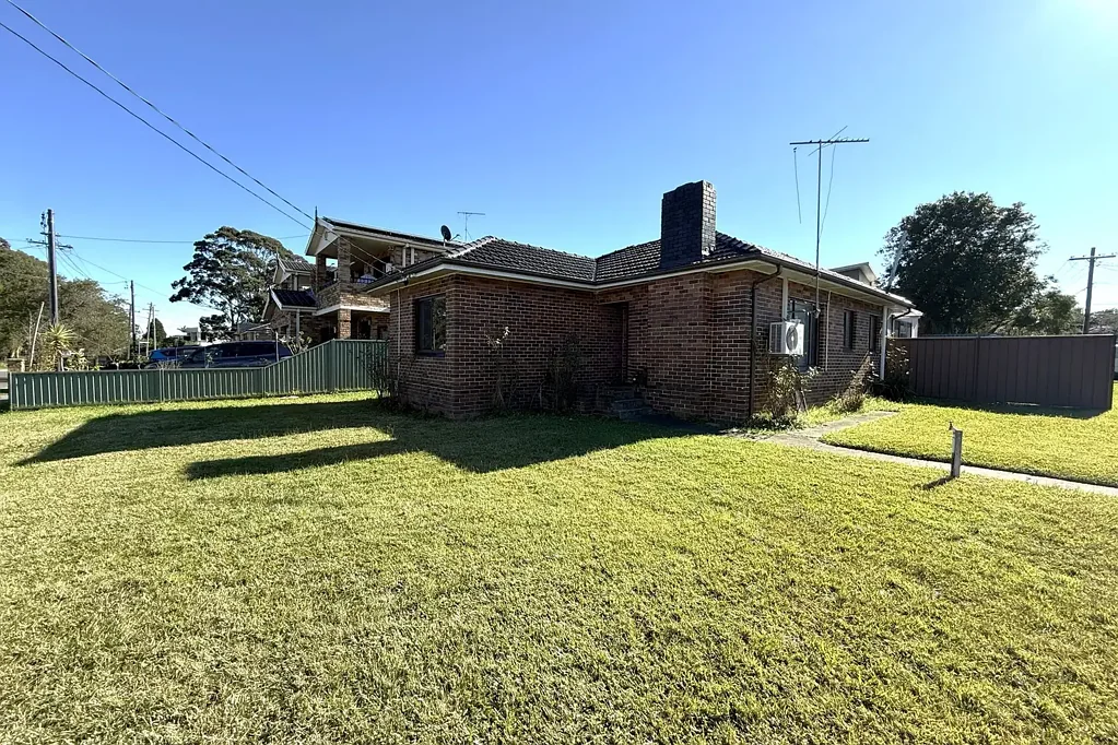 SPACIOUS THREE BEDROOM HOME
