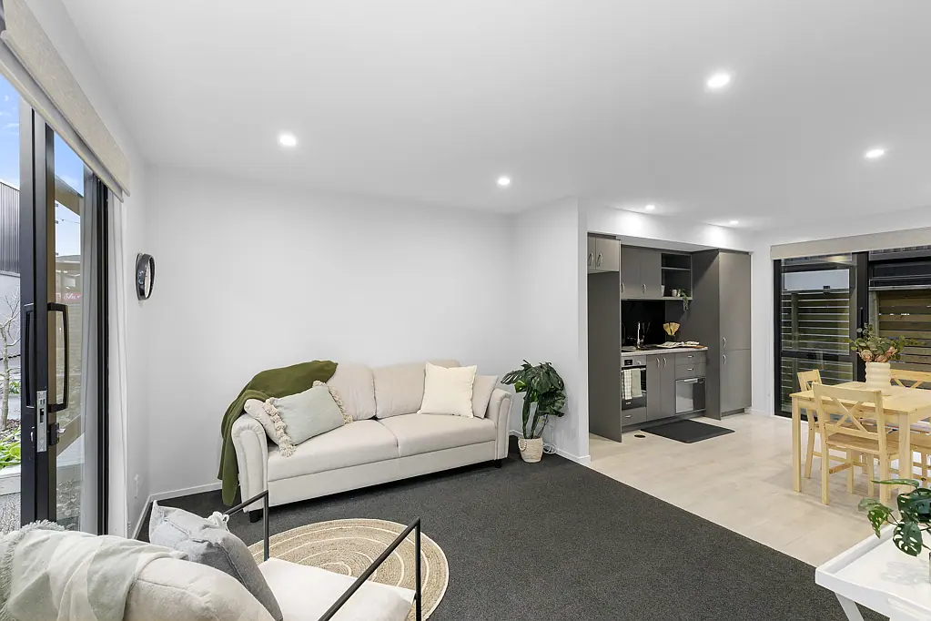 Lower Hutt 2房  SUPER CENTRAL AT HIGH STREET QUARTER! $535,000!