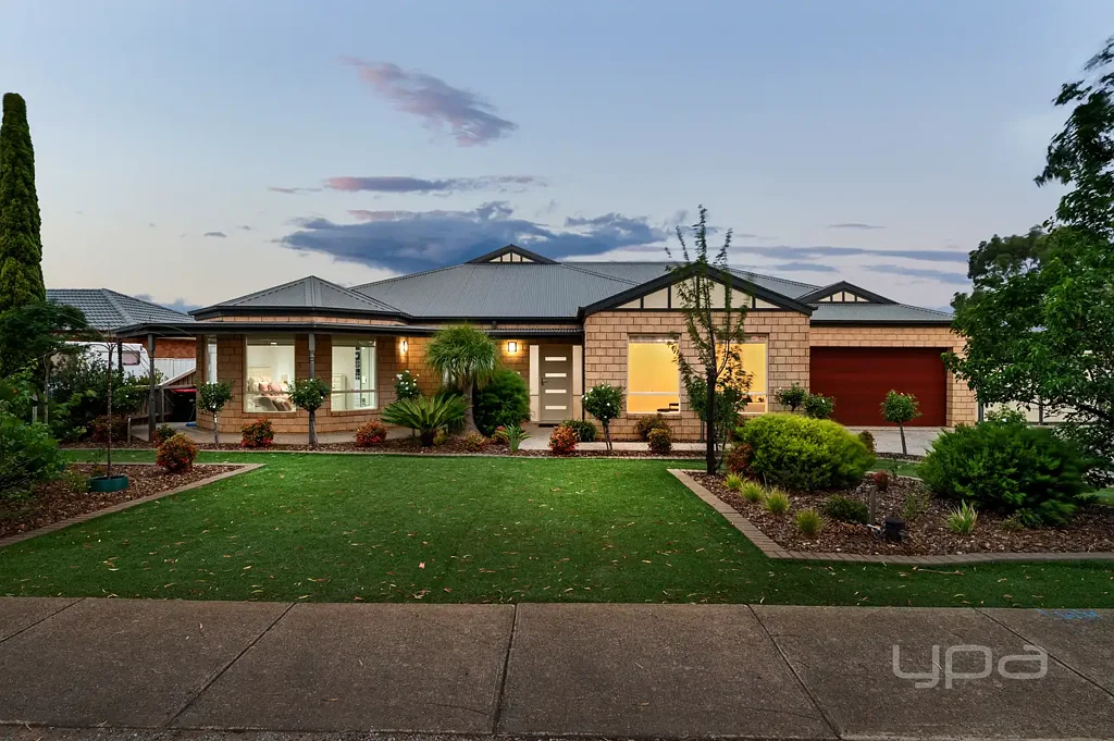 238 Clarkes Road, Brookfield, VIC 3338