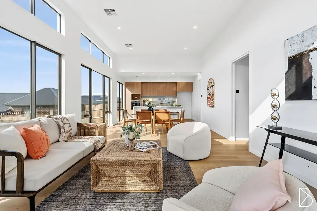 Denman Prospect 4房  Brand New Designer Living with Soaring Ceilings and Entertaining Appeal