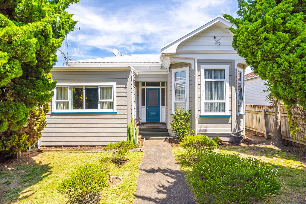 35 Smithfield Road, Gonville, Whanganui, Manawatu-Wanganui