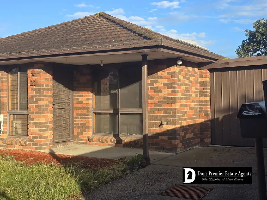 Low-Maintenance Living in the Heart of Cranbourne!