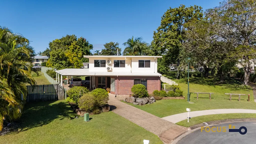 Mount Pleasant 4房  PRIME LOCATION - WELL APPOINTED LARGE FAMILY HOME - 4-5 BEDROOMS + OFFICE