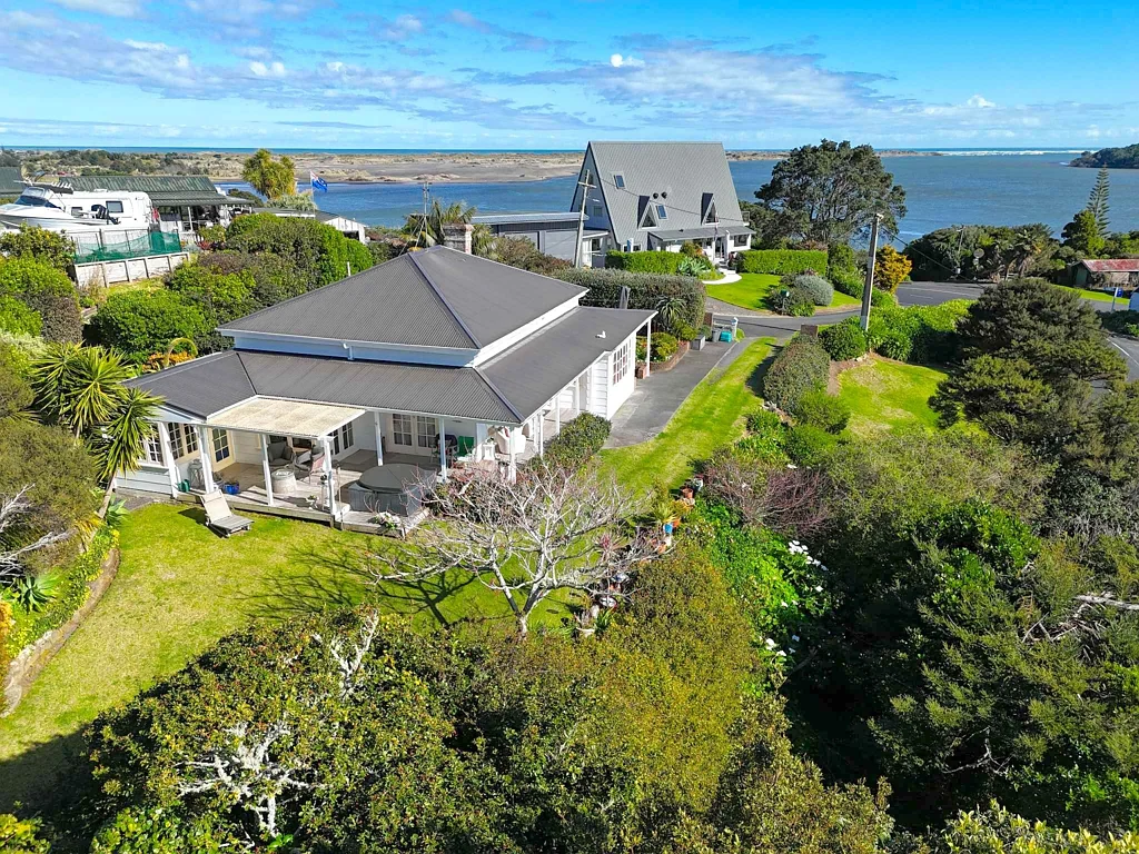 Port Waikato 3침실 The Pilot House – A Rare Opportunity at Port W...