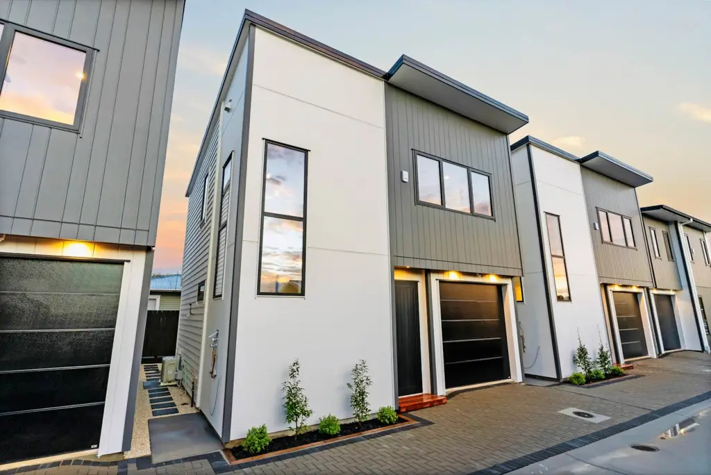 126B Chivalry Road, Glenfield, North Shore City, Auckland