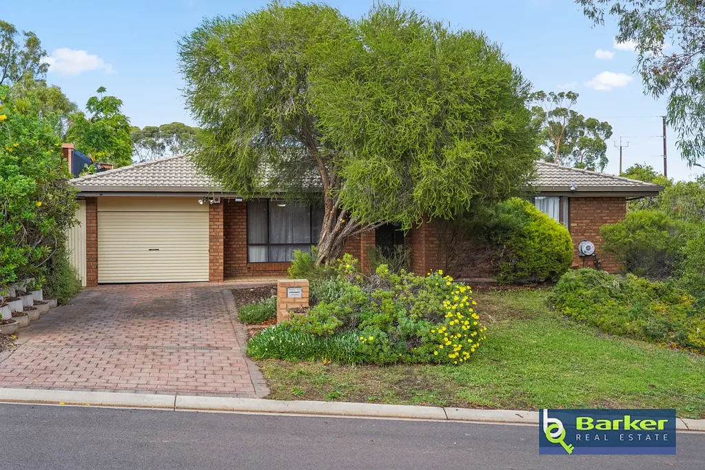 2 Illawarra Court, Craigmore, SA 5114