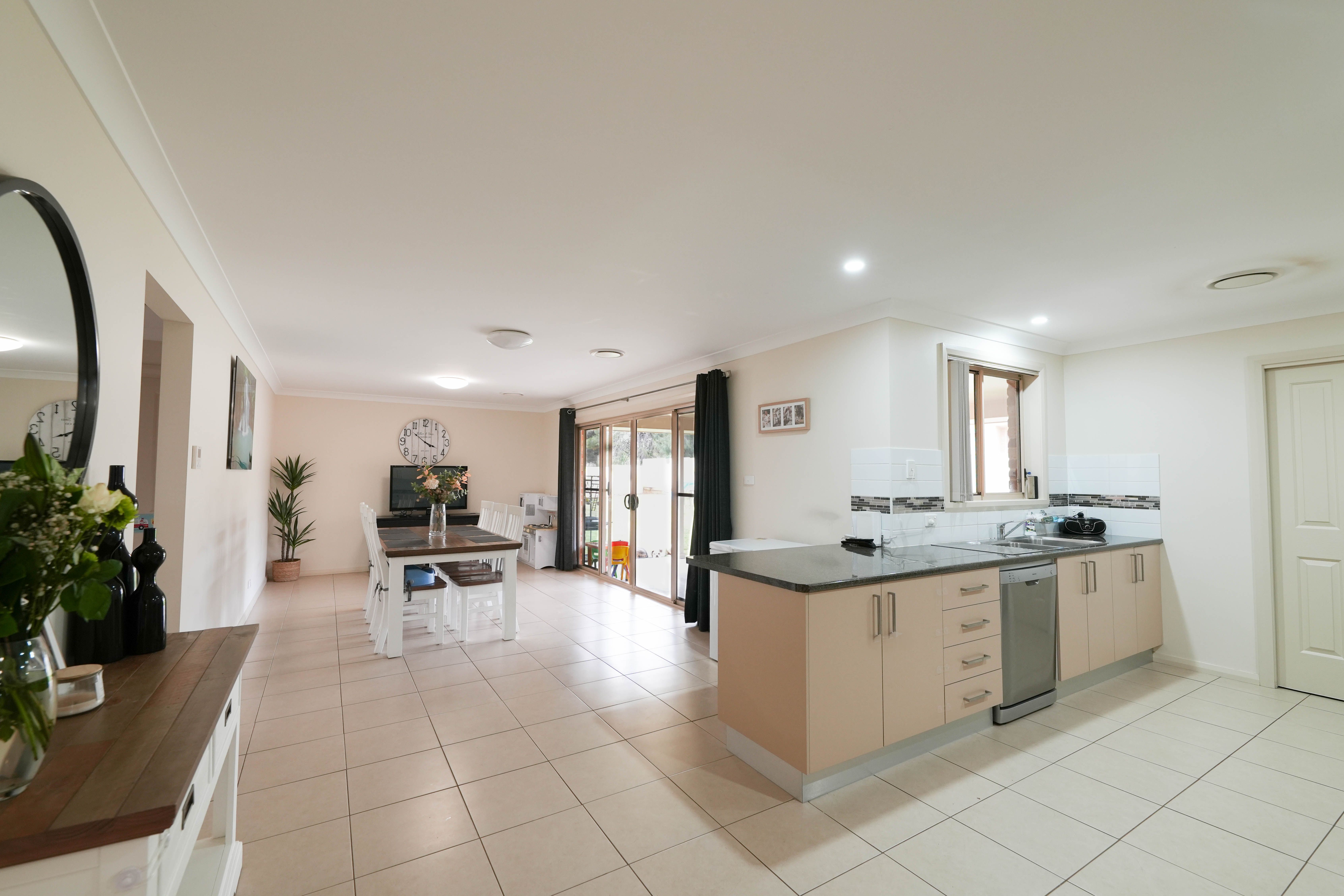 14 BASIL AV, PARKES NSW 2870, 0 Bedrooms, 0 Bathrooms, House