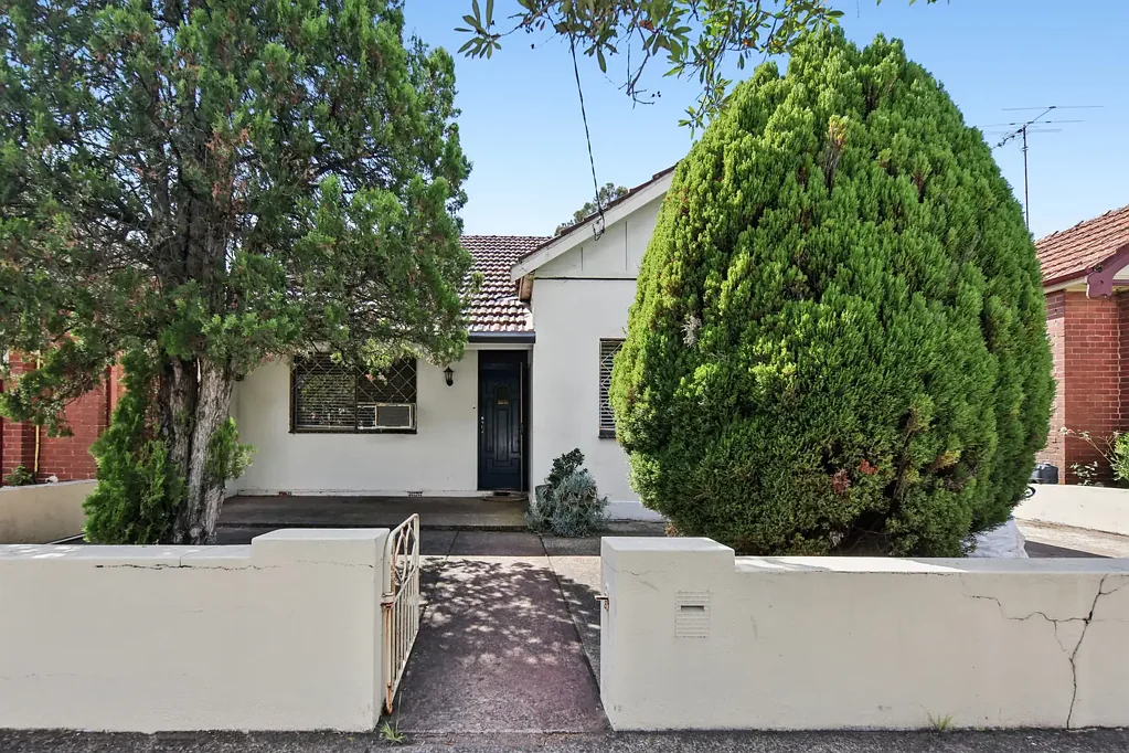 Croydon 3房 DA批准联排别墅 569平米平坦地块 靠近Croydon Village 交通便捷 Exceptional Opportunity | DA Approved Duplex Site