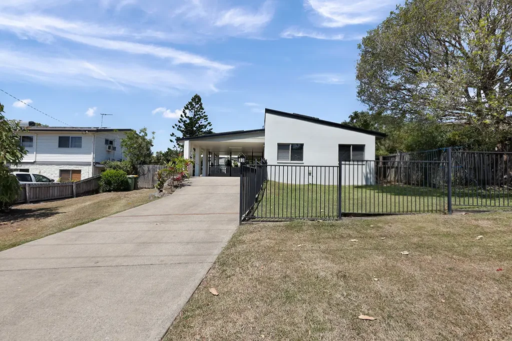 33 Cahill Crescent, Rural View, QLD 4740