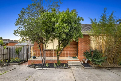 Oakleigh South 2બેડરૂમ Happily Handy & Nestled at the Rear