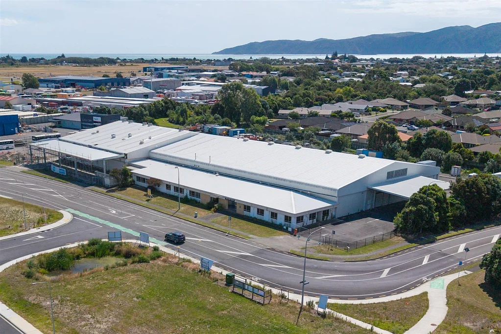 Paraparaumu Prime Opportunity to Occupy Expansive Industrial Asset