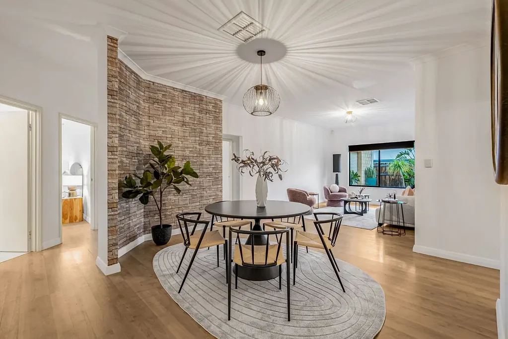 Ellenbrook 4房  A Family Oasis Designed for Living, Growing & Making Memories