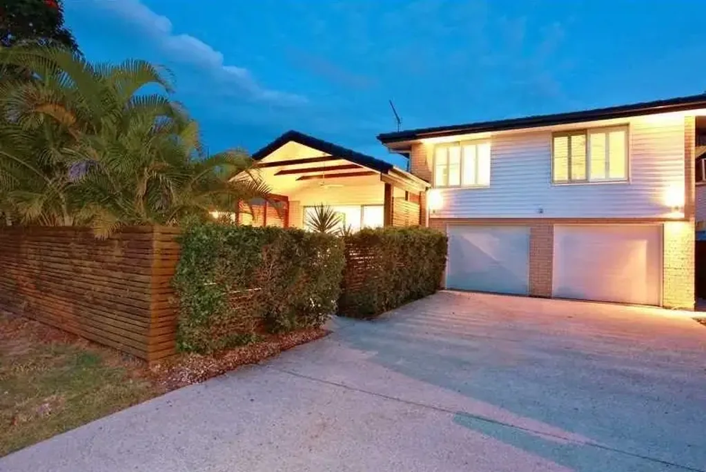 Beautiful Spacious Family Home in Tugun