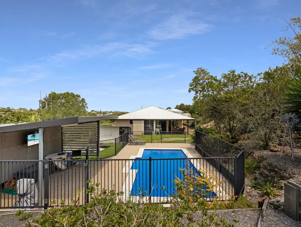 Dundowran Beach 4chambre Family Friendly Home…2009m2