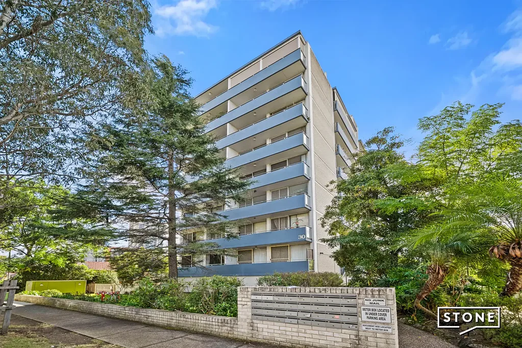 Harris Park 2 Slaapkamer Sunlit Double-Balcony Living, walk to Harris Park Station