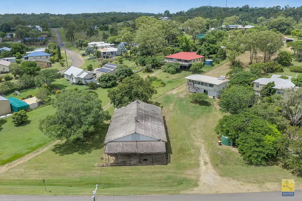 9 King George Street, Mount Larcom, QLD 4695
