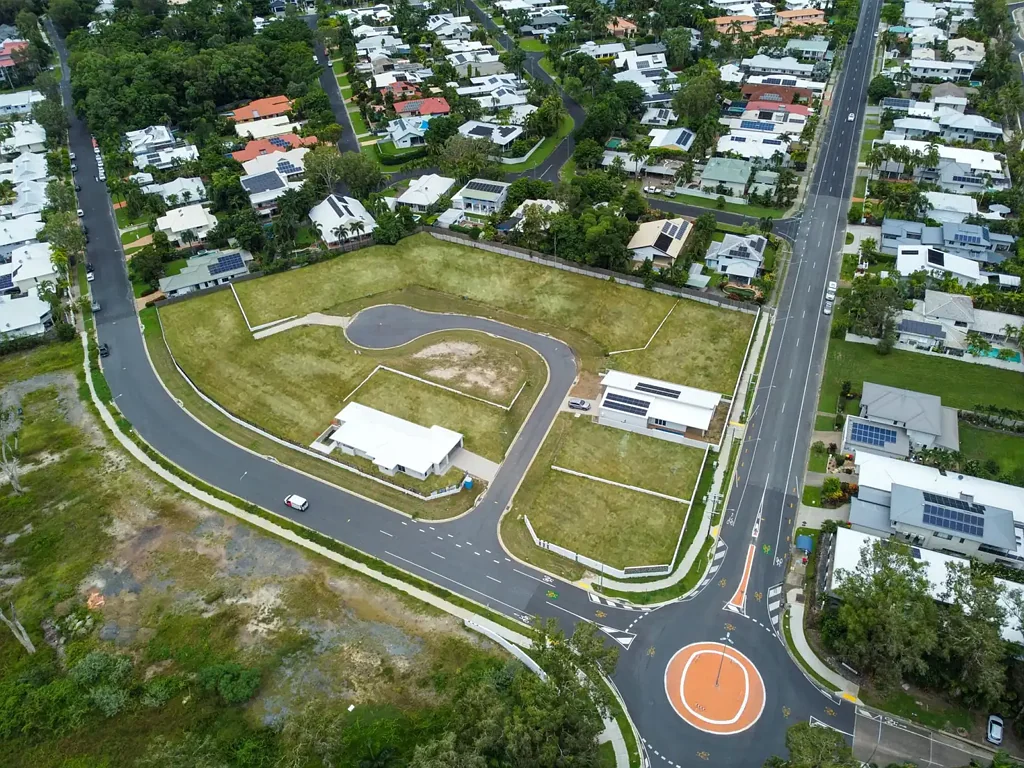 Palm Cove  BEACH HAVEN - THE LIFESTYLE YOU DESERVE