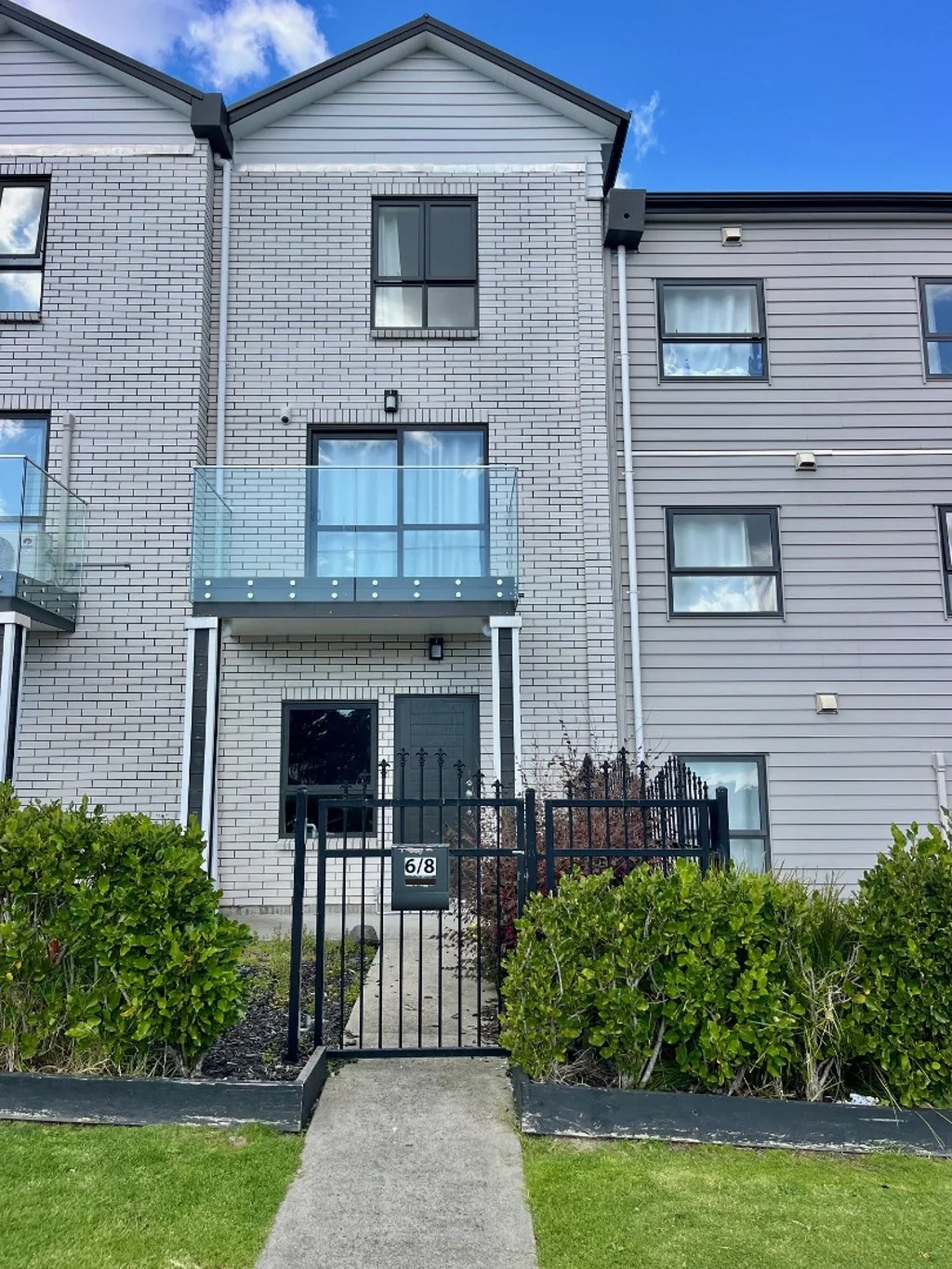 2-Bedroom Split-Level Homes in Wallson Village Ã¢ÂÂ Parking Included!
