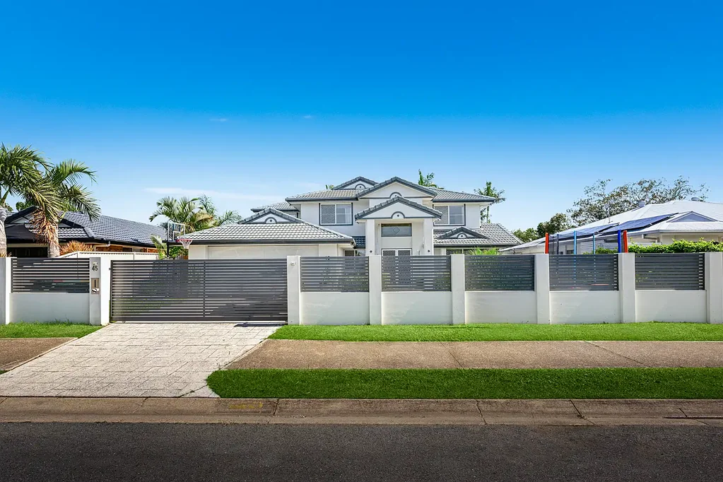 45 Monterey Keys Drive, Helensvale, QLD 4212