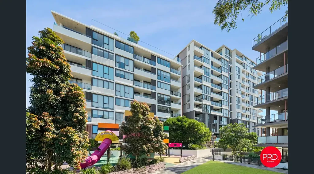 MODERN AND SPACIOUS IN HANDY LOCATION