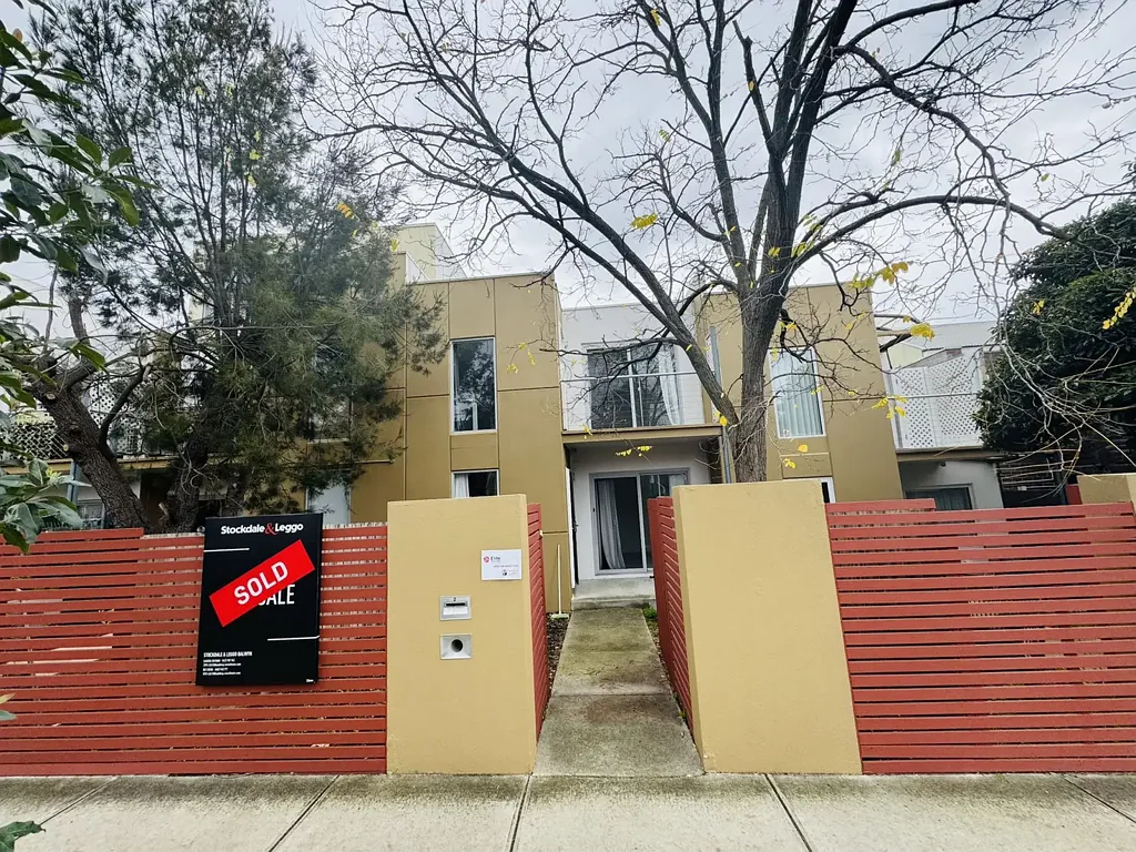 Modern & Convenient Living in the Heart of Box Hill