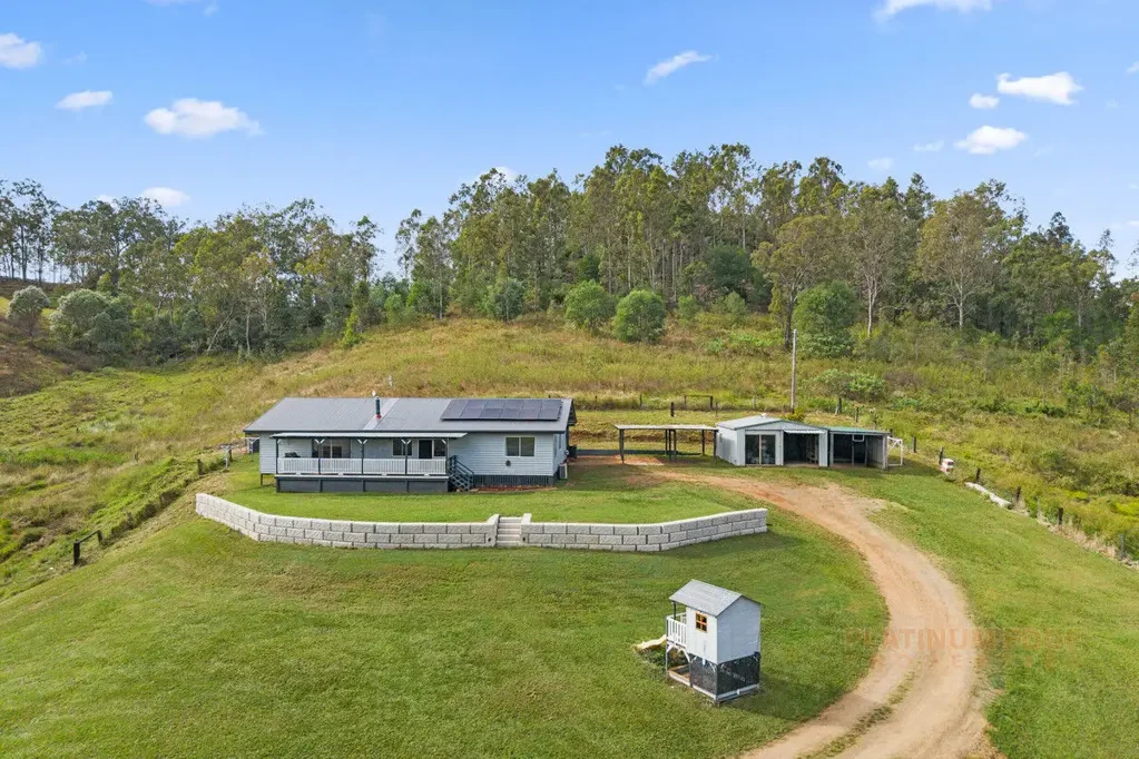 Palen Creek 4कमरा Acreage Living with Stunning Views and Endless Potential – Available to Inspect