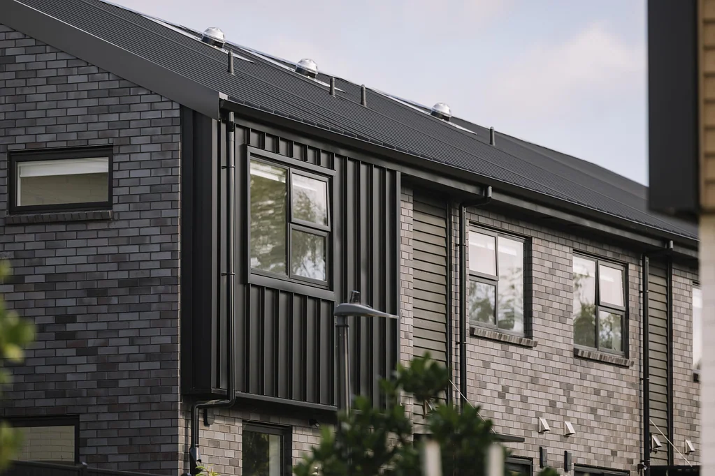 Swanson 2Habitaciones BRAND NEW - WIN YOUR HOUSE BACK