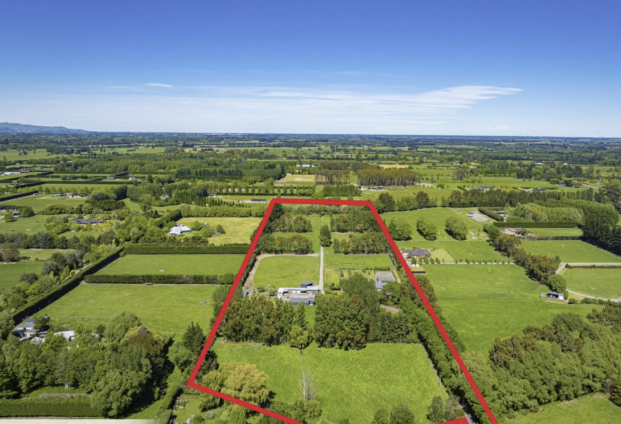 Ohoka 6 Slaapkamer Vendors Want Action - Potential to Subdivide